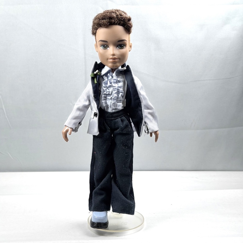 Bratz Boyz Formal Funk Eitan Doll 2003 / Vintage / Complete with Outfit
